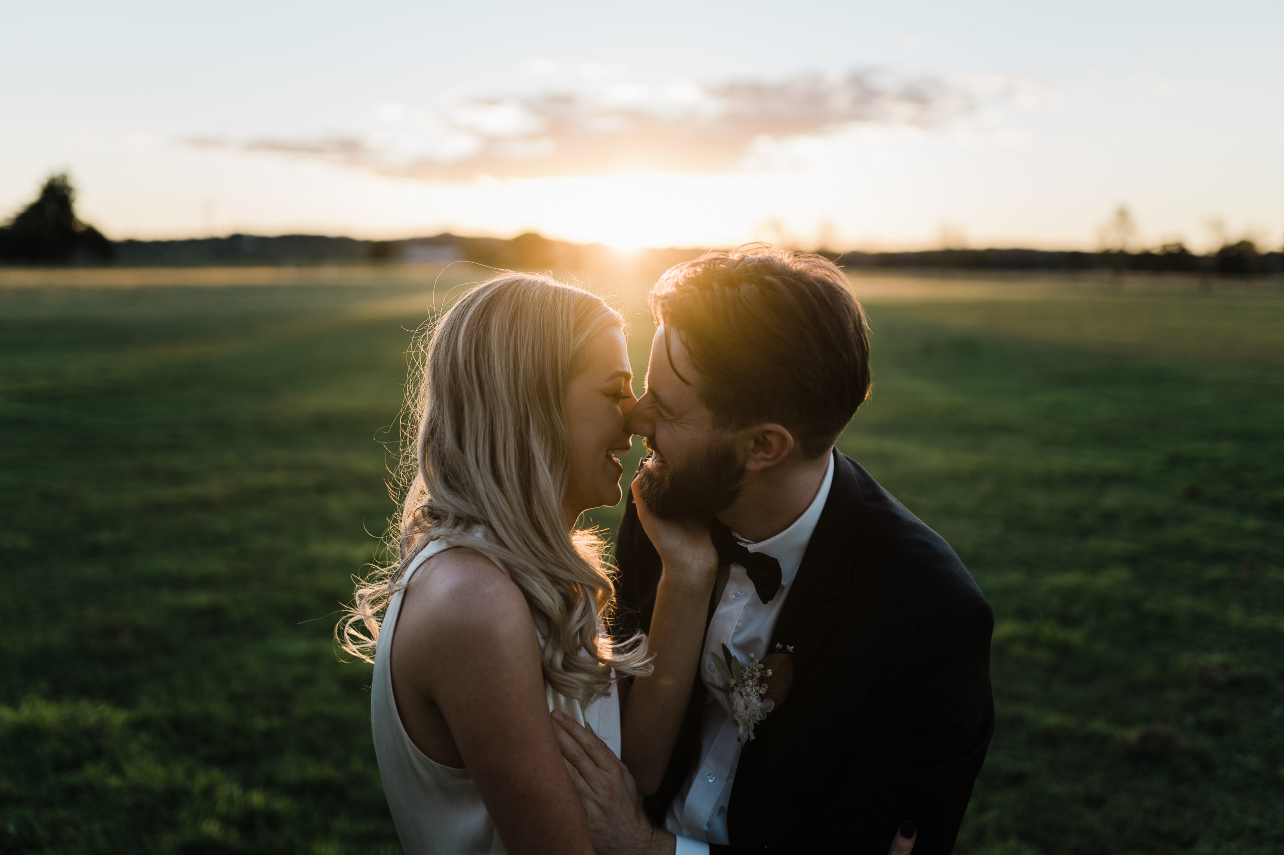 an intimate wedding film captures all the little moments at sunset at Dagwood estate